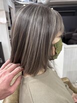 ワールドオーダー 天王寺店(WORLD ORDER)&nbsp;白髪ぼかし透明感グレージュボブ