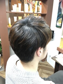 ロヘア(LOHEA) ツーブロックマッシュ