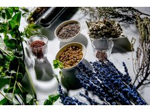 【ヘッドスパカウンセリング】   半個室/ヘッドスパ/縮毛矯正/まつ毛パーマ/デジタルパーマ/トリートメント