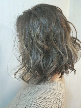 ヘアサロンエムフィス 池袋東口(HAIR SALON M Fe's) デザインカラー/厚めバング/ローライト/スリークボブ