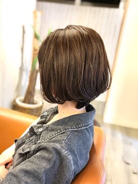 アンプリュス リアン(1+ Unplus lien) マロンベージュ大人前下がりグラデーションボブ/亀戸