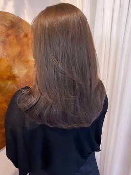 ユニ 原宿(uni) 韓国女優風くびれヨシンモリ/エギョモリ