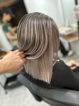 ラフ 難波店(LAFF) #黒髪#ボブルフ#ネビージュ#小顔#ワンレン