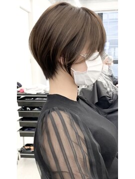 ゴカン バイ ジル ブラン 名古屋(Gokan by JIL BLAN) ハイライトバレイヤージュダブルカラーショートカット30代40代