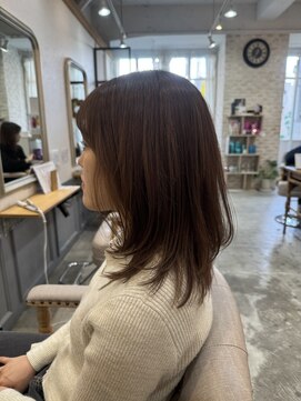 サンクチュアリー ウィズ コネクト(Sanctuary with connect) 毛先かるめレイヤーカット