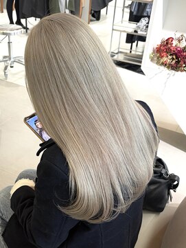 ローレンアオ(LOREN AO) ホワイトカラー/ブランドカラー/抜きっぱなしブロンド