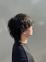 ヘアリゾート リビラ(Hair Resort Revilla)&nbsp;ウルフ縦落ちツイスパ