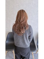 ラリス(Ralis) ミディアムレイヤー/ハッシュカット/ハイライト