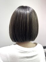 ソロ(soLo)&nbsp;カーキブロンド☆アンブレラカラー【染谷】