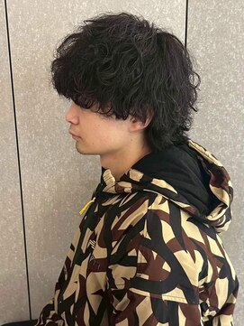 ニアウ 新宿(Niau) MEN’S/リバースセンターパート/ニュアンスパーマ/新宿