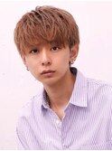 ラウンドマッシュニュアンスパーマメンズブリーチ眉毛グレージュ