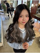 モモ(momo) ハイトーンインナーカラーイヤリングカラーシルバーホワイト韓国