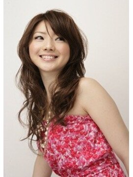 ルーモエスト(Lumo-Est.) セミロングふわふわパーマ