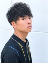 ネイビー(NAVY)&nbsp;フェザーマッシュくせ毛風パーマソフトツーブロック刈り上げ