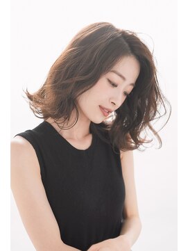 ヘアサロン アティリー(Hair Salon Attirer) 大人愛されミディアムスタイル　【Attirer 飯田裕之】