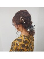 エイムヘアメイク 舟入店 愛され編み下ろしミディ