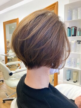 ヘッズ 本八幡店(HEADS) 大人かわいい 美髪 こなれミデ ネビージュ ホワイトベージュ