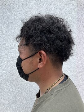 櫛の屋浜口店 夏にカッコイイ！涼しげツイストパーマ《ラムネhairヒサマツ》