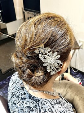 アンディヴァイド(UNDIVIDE) 社交ダンス（タンゴ）ヘアセット