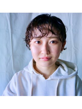 ハーヒム(her him) her.him/tominaga/77