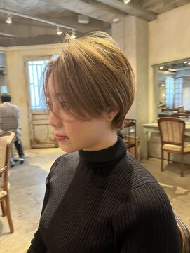 髪質改善と縮毛矯正の専門店 サンティエ(scintiller) 大人綺麗な小顔襟足スッキリショートボブ 30代40代50代