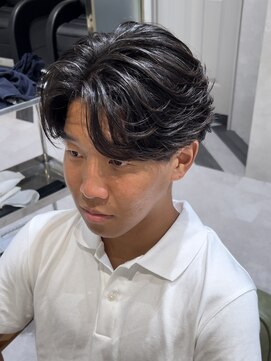 ゼスト リル 新宿(ZEST lill) フェザーパーマ フェザーショート 毛流れパーマ 新宿 落合陽世