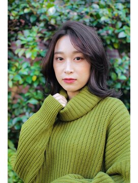 プラスワン 自由が丘(+ONE) 【＋ONE　自由が丘】外ハネ可愛いミディ