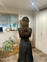 ベルトオブヴィーナス(Belt of venus)&nbsp;ハーフアップアレンジ