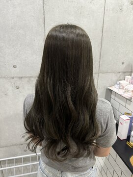 ネウィ 池袋(newi) オリーブグレージュ