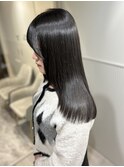初めての縮毛矯正でうる艶ストレート◎