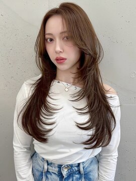 シーク 天神(SEEK) 松尾菫菜/レイヤーカット/ベージュカラー/韓国ヘア