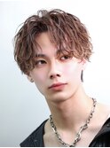 シャドウパーマスパイラルツイスト刈り上げ