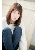 美容室 ファクト(fact)&nbsp;アクセントバングでストレートミディb