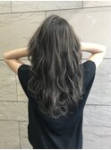 派手すぎない外国人風カラー「ナチュラルグレージュ」