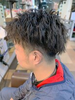 トゥエンティーフォー(24)&nbsp;ツーブロックワイルドツイスト