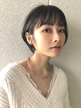 リバレッジ 白金(Leverage) 小顔甘辛ショートヘア