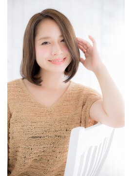 ミック 日暮里店(miq) アシンメトリーくすみカラー耳かけ小顔ミニボブこなれヘアb1