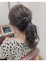 ルシードスタイルビーシャイン(LUCIDO STYLE B SHINE)&nbsp;豊橋ビーシャイン★ブルージュ×ポニーテールアレンジ