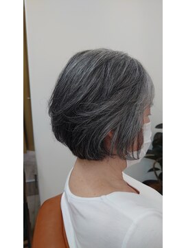 ワンピクチャー(ONE PICTURE) グレイショートボブ