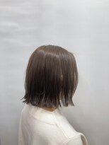 ヘア プロデュース アイモ(Hair Produce Aimo)&nbsp;ペールベージュの切りっぱなし外はねボブ☆