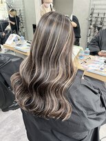 レディアル 大宮(REDEAL ope.)&nbsp;【ハイライト】ベージュハイライトバレイヤージュ白髪ぼかし