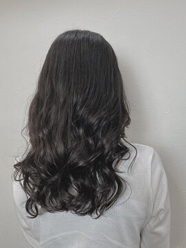 キャラ 池袋本店(CHARA) 韓国風パーマで可愛いロングヘアにイメチェン！【貴也/パーマ】