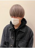 ミルクティーグレージュカラー×マッシュヘア