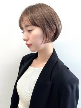 ヴェイン 渋谷(vain) 丸みショートボブ　シースルーバング　透明感　ベージュカラー