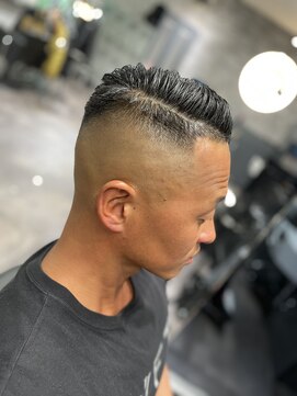 フランクスバーバーリベラルド 横浜(FRANK'S BARBER LIBERALD) ハイスキンサイドパート