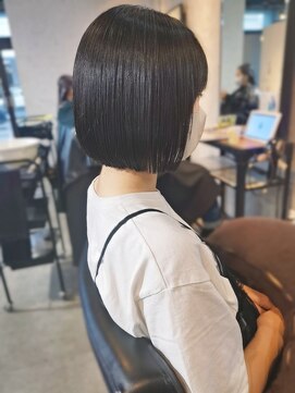 リム(RIM.) 【切りっぱなしボブ/ぱつっとボブ/前下がりボブ】