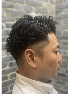 ミリオンバックス 御徒町店(Million Backs) リバースパーマ<理容室>[メンズ/眉毛/バーバー/御徒町]