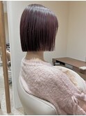 ボブ × 淡めピンクベージュ