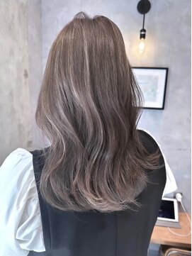 ヘアサロン エフ 渋谷(F) #アッシュベージュ　#ミルクティーベージュ　#アッシュグレー