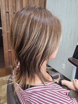 シャームヘアー(Sha-Mhair) ウルフカット